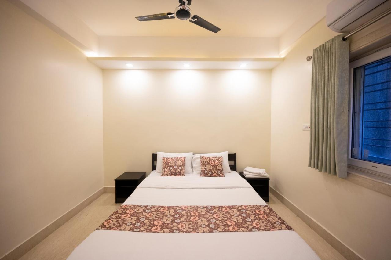 Lakeside Suites Calcuta Exterior foto