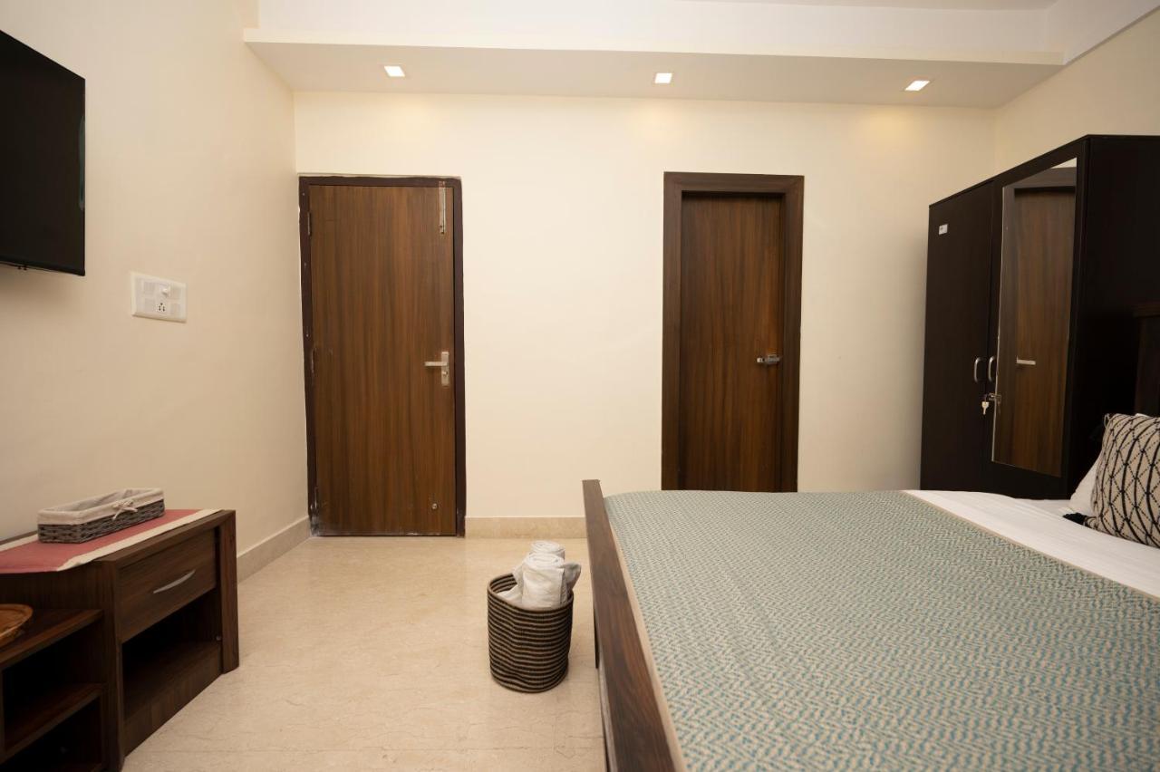 Lakeside Suites Calcuta Exterior foto