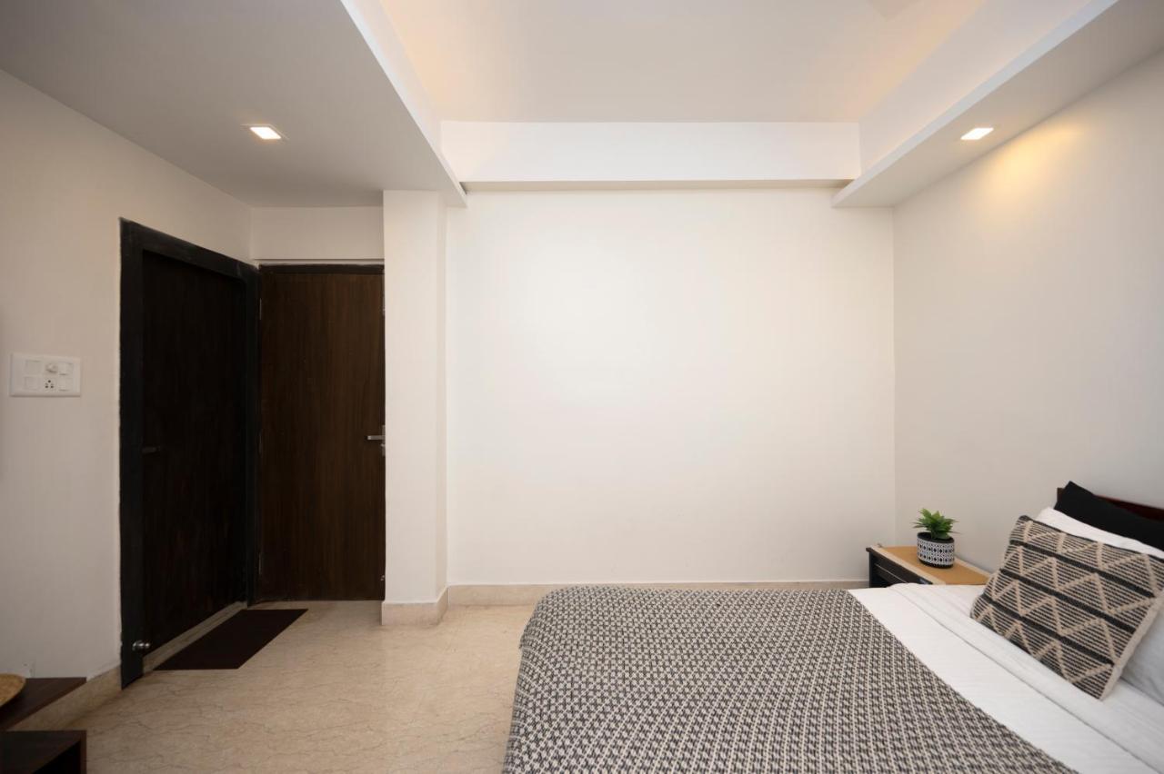 Lakeside Suites Calcuta Exterior foto